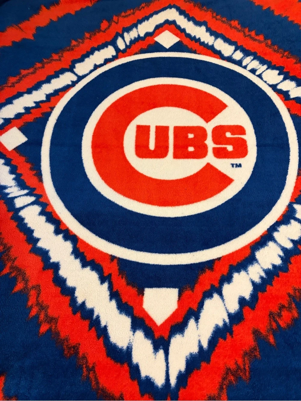 Chicago Cubs Plush Throw Blanket - Blue & Red Team Design